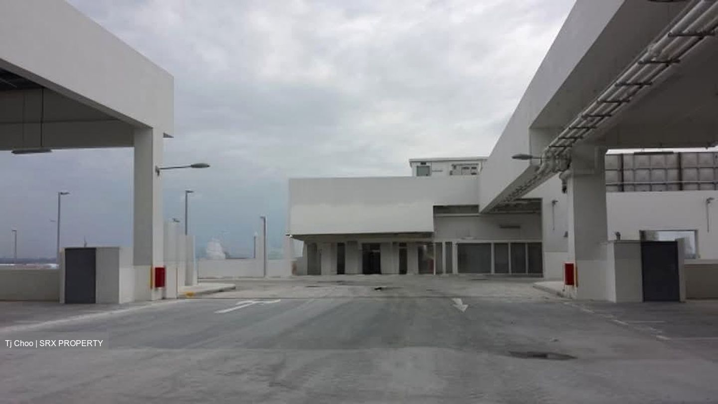 North Spring Bizhub (D27), Factory #555569021